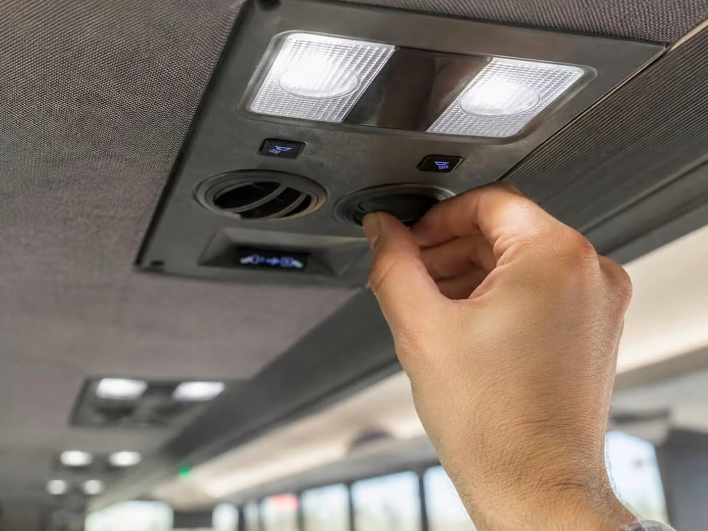 bella vista 25 passenger minibus air conditioning