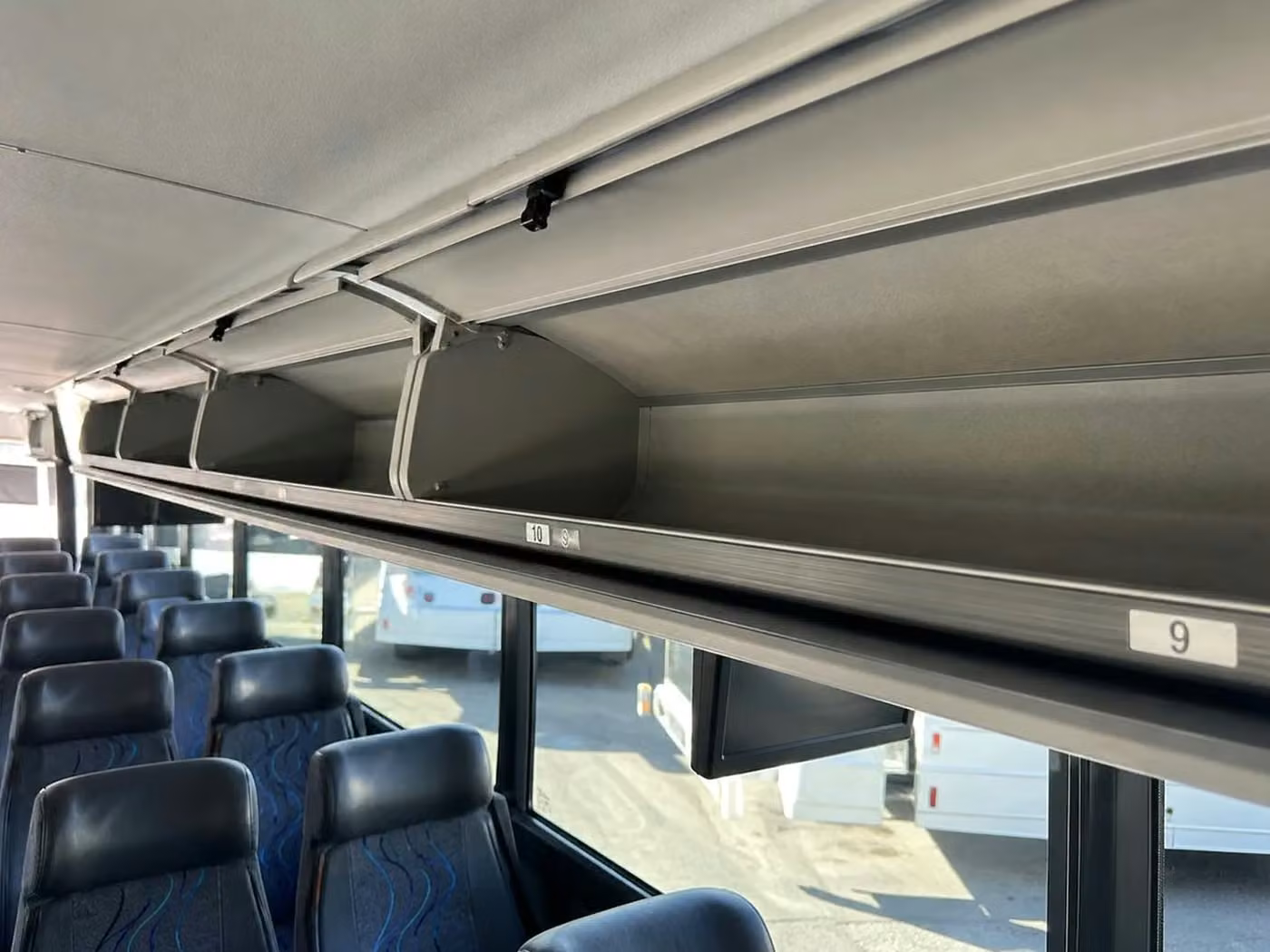 bella vista 25 passenger minibus overhead storage