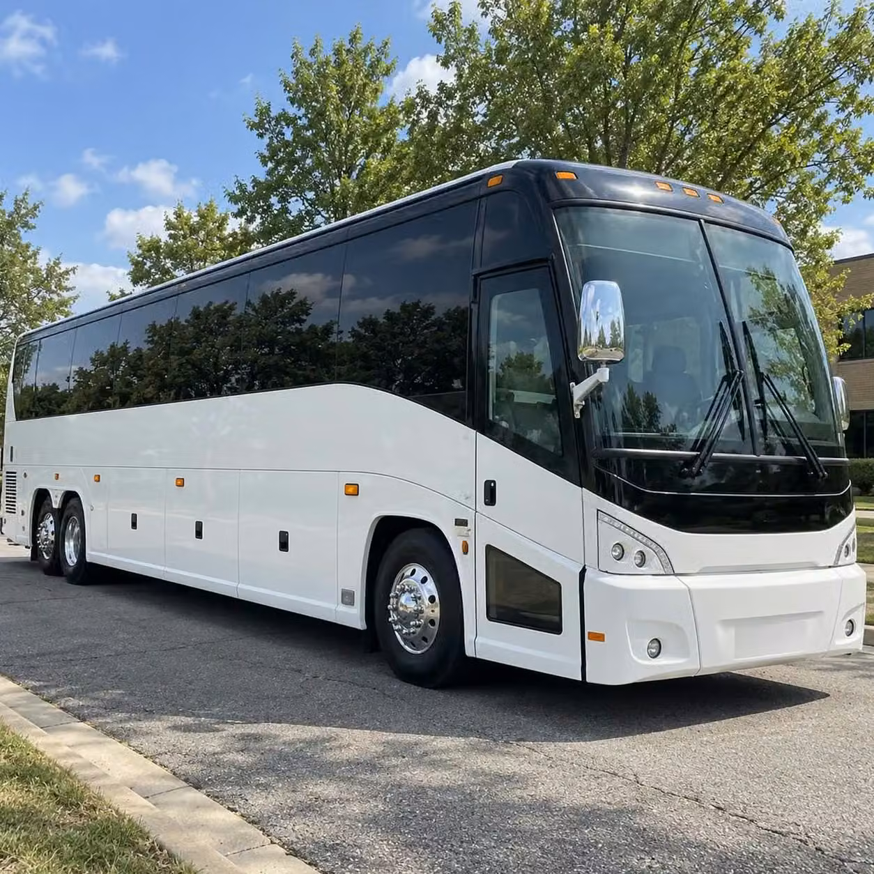 bella vista charter bus transportation to donald w reynolds razorback stadium