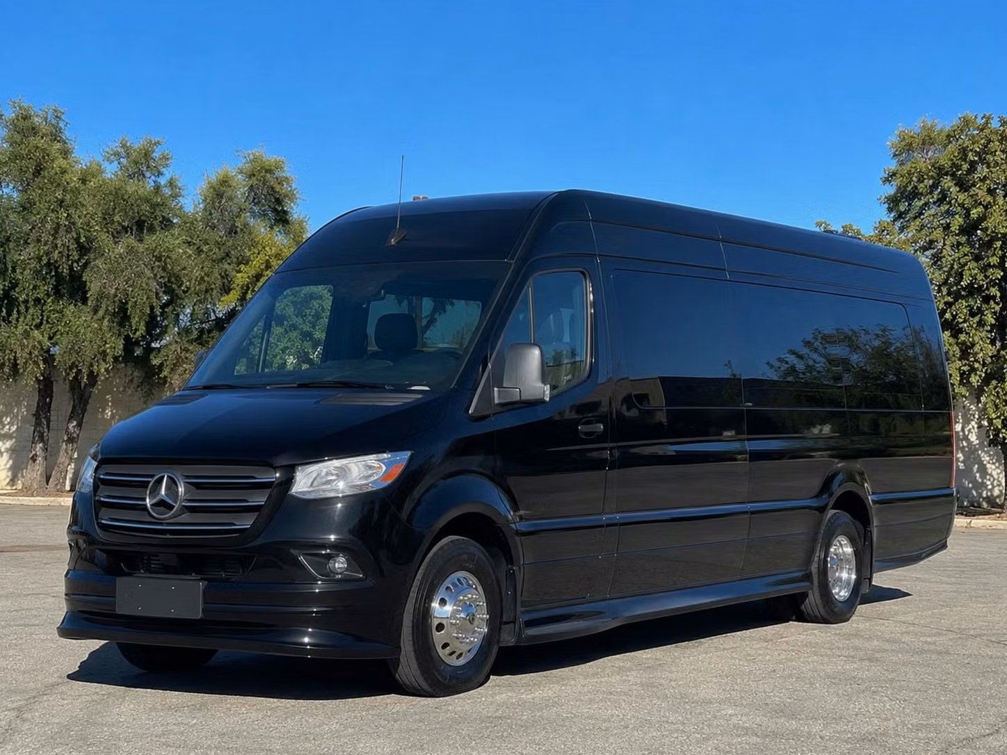 bella vista charter buses minibuses party buses and sprinter vans in bella vista